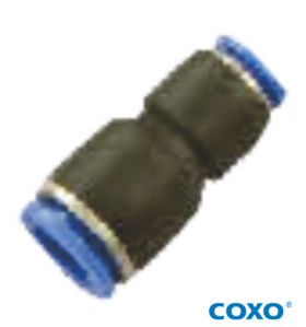 CX237-37  БЪРЗА ВРЪЗКА ф 8мм. - ф 6мм.